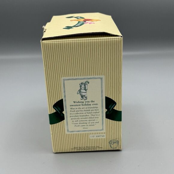 Vtg Disney Pooh & Friends Pooh Figurine Santa Wishing You the Sweetest Holiday.. - Picture 15 of 16